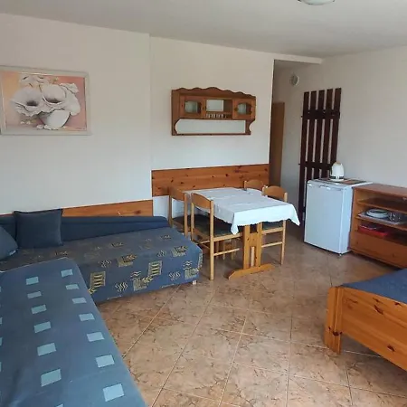 Pokoje Goscinne - 2 Minuty Do Plazy Homestay *
