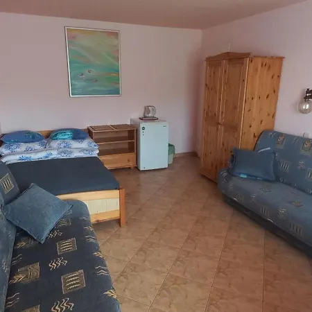 Pokoje Goscinne - 2 Minuty Do Plazy Homestay Dzwirzyno