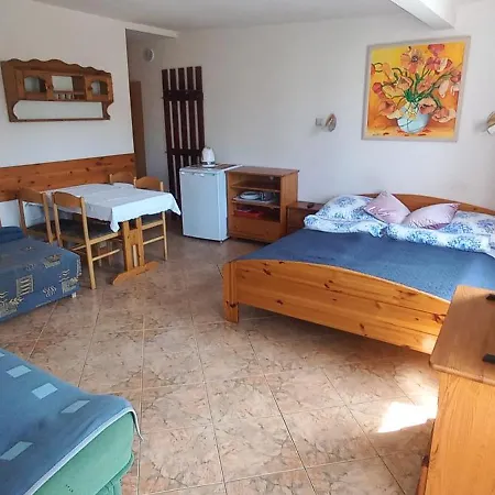 Pokoje Goscinne - 2 Minuty Do Plazy Homestay Dzwirzyno