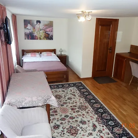 Pasja- 150 M Do Plazy Privatunterkunft *