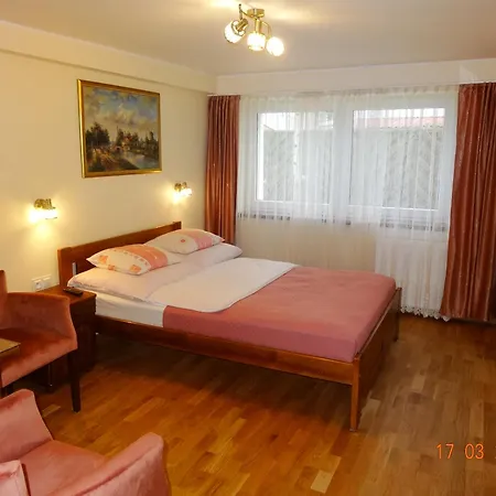 Проживание в семье Dom Goscinny Pasja- 2 Minuty Do Plazy *